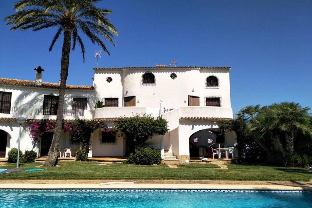 Apartamento Duplex. Muy Tranquilo. Terraza Y Bbq Lejlighed Dénia Eksteriør billede